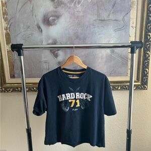 Cropped Hard Rock Cafe Navy and Gold Tee